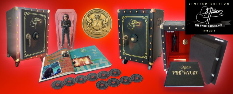 gene-simmons-vault-carousel-breakout-shot